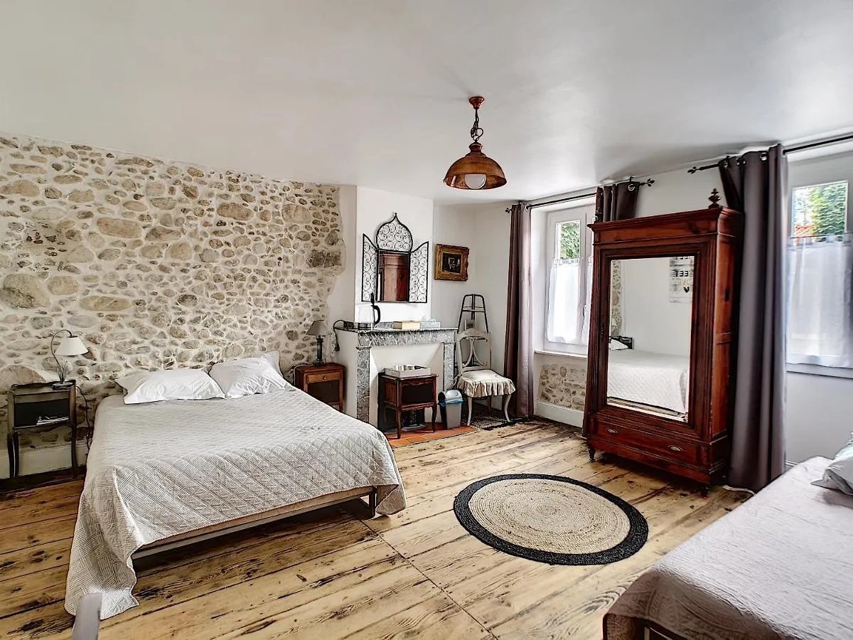 Maison De Ville Au Pied De La Montagne Noire Mazamet Bed & Breakfast